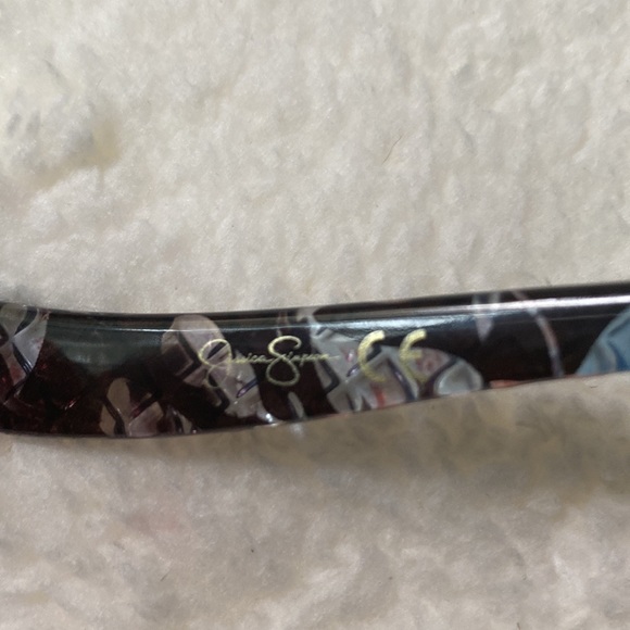 Jessica Simpson Sunglasses - Picture 7 of 8